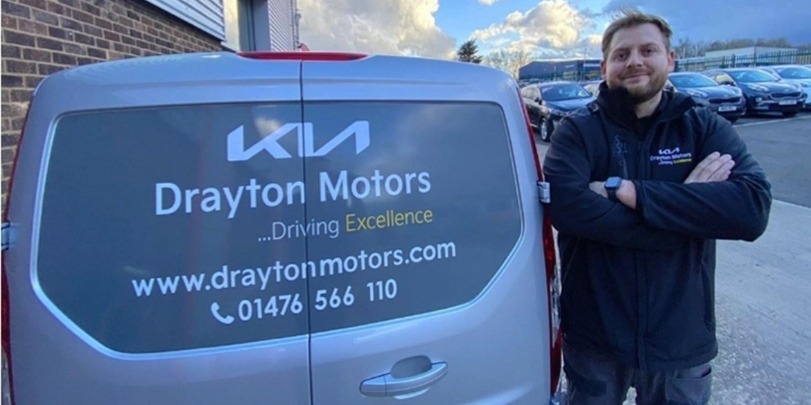 SMART Repair at Drayton Motors Kia Grantham